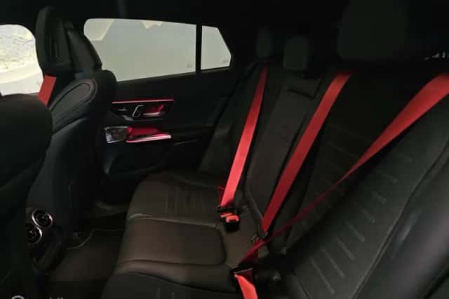 Mercedes-Benz GLC-Klasse Coupé (2024) thumbnail 4