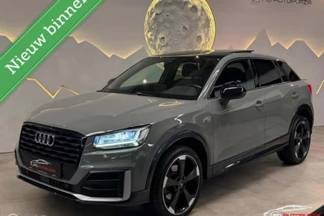 Audi Q2 (2017) thumbnail 1