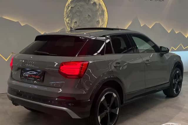Audi Q2 (2017) thumbnail 2
