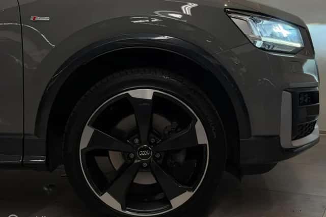 Audi Q2 (2017) thumbnail 5