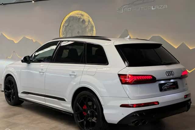Audi Q7 (2020) thumbnail 6