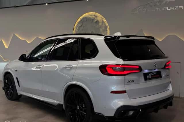 BMW X5 (2022) thumbnail 6