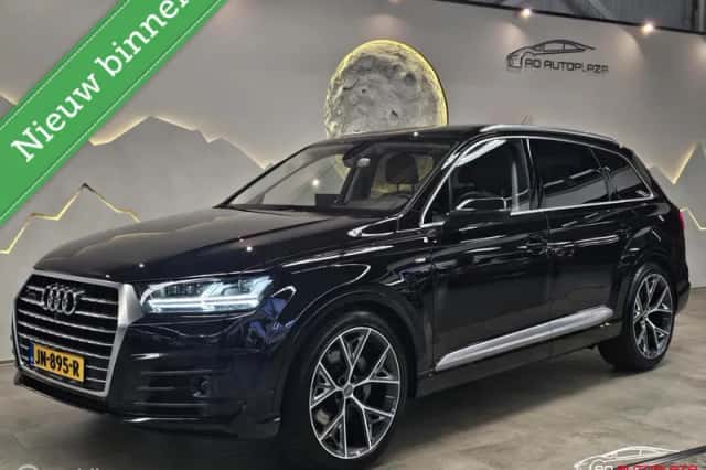 Audi Q7 (2016) thumbnail 1