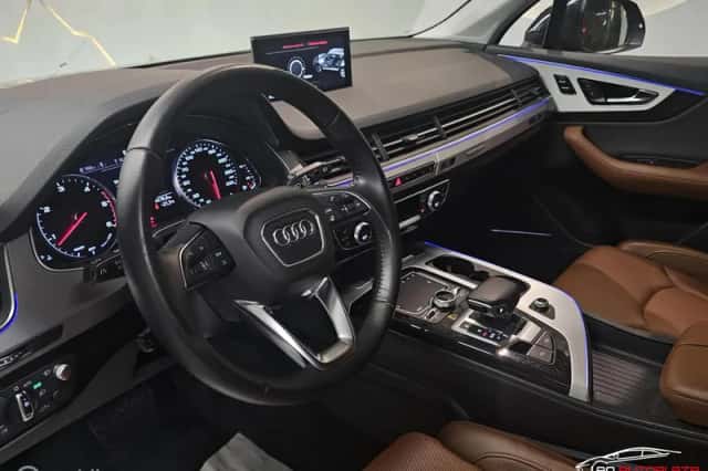 Audi Q7 (2016) thumbnail 3