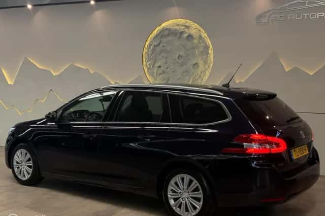 Peugeot 308 (2018) thumbnail 6