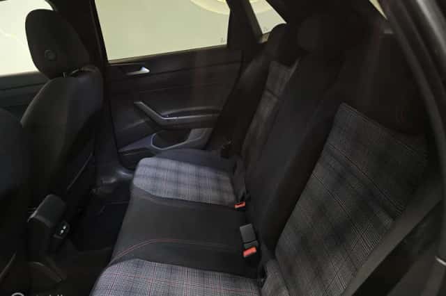 Volkswagen Polo (2022) thumbnail 4