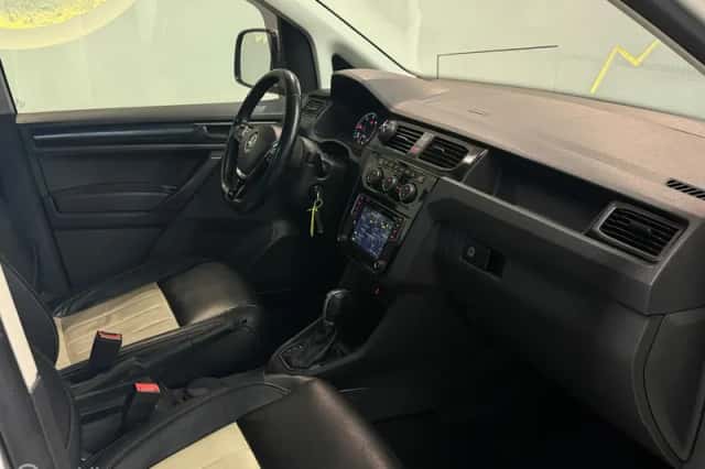 Volkswagen Caddy (2018) thumbnail 4
