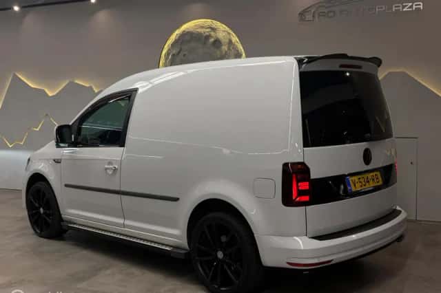 Volkswagen Caddy (2018) thumbnail 6