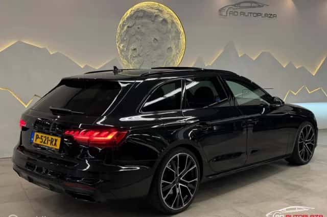 Audi A4 (2020) thumbnail 2