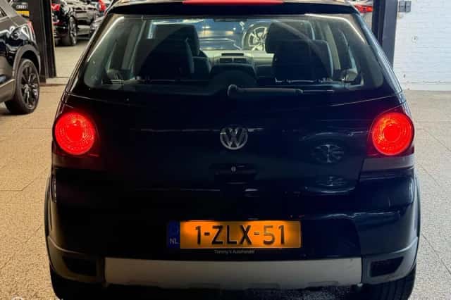 Volkswagen Polo (2006) thumbnail 4