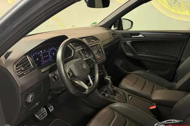 Volkswagen Tiguan (2020) thumbnail 3