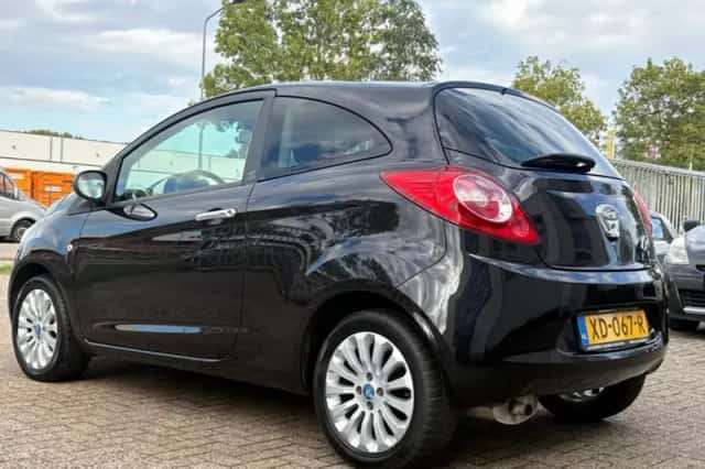 Ford Ka (2011) thumbnail 4
