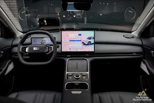 Geely Starray EM-i (2026) thumbnail 2