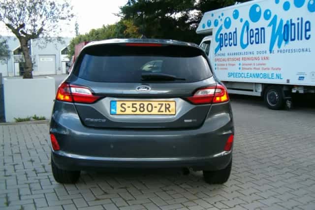 Ford Fiesta (2022) thumbnail 4