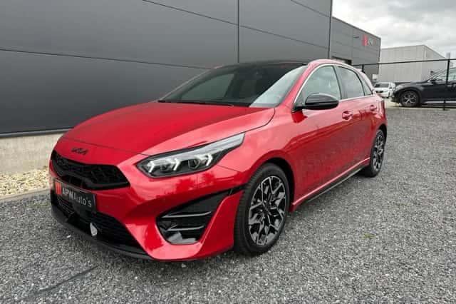 Kia Ceed (2024) thumbnail 2