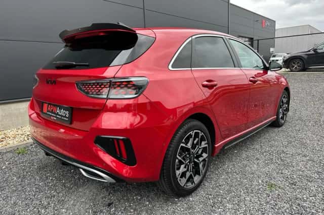 Kia Ceed (2024) thumbnail 6