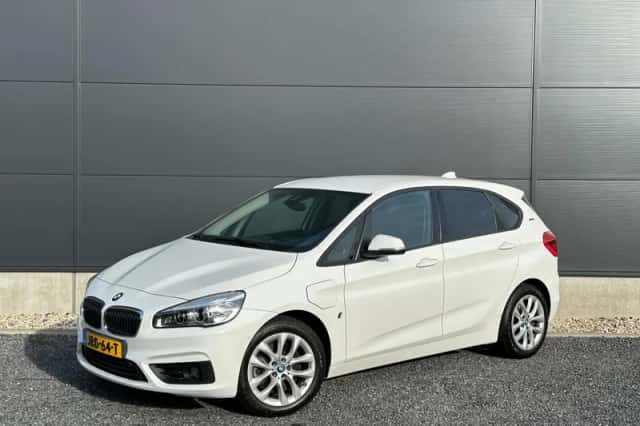 BMW 2-Serie Active Tourer (2017) thumbnail 1