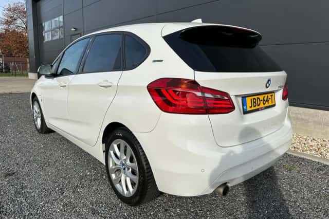 BMW 2-Serie Active Tourer (2017) thumbnail 4
