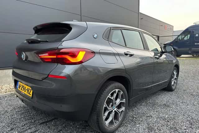 BMW X2 (2020) thumbnail 6