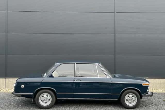BMW 2002 (1973) thumbnail 6