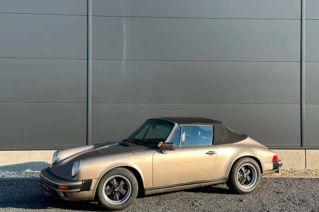 Porsche 911 (1984) thumbnail 1