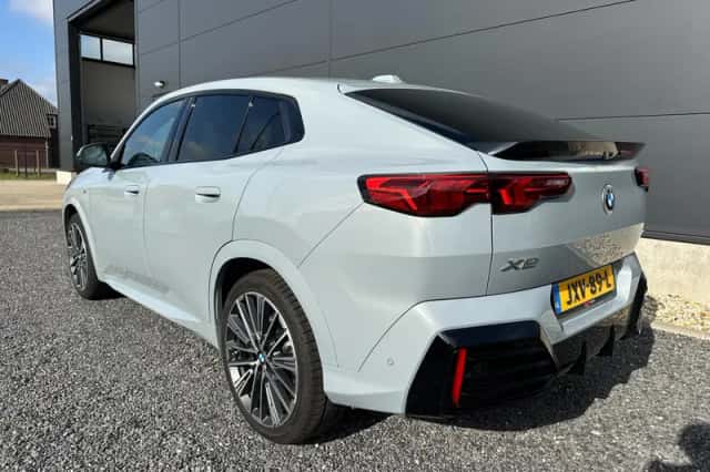 BMW X2 (2025) thumbnail 4
