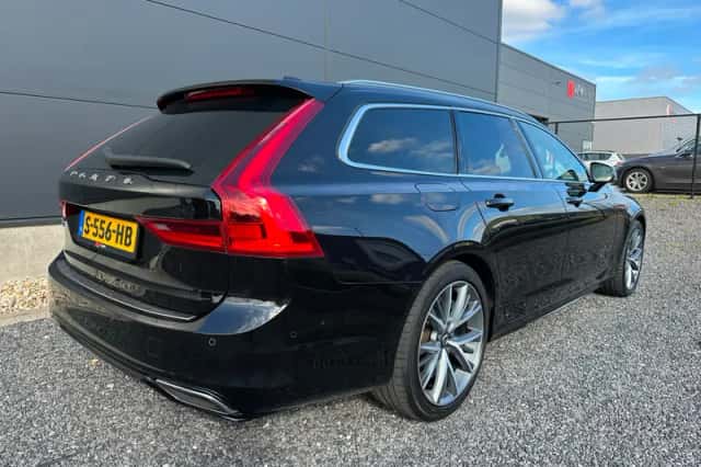 Volvo V90 (2018) thumbnail 5