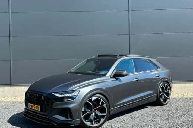 Audi SQ8 (2020) thumbnail 1