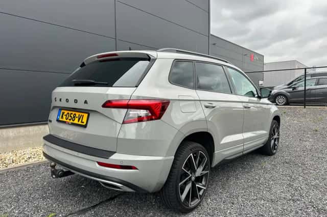 Škoda Karoq (2021) thumbnail 6
