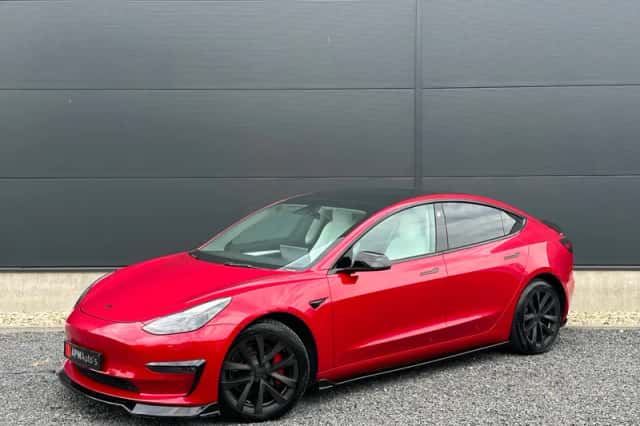 Tesla Model 3 (2021) thumbnail 1