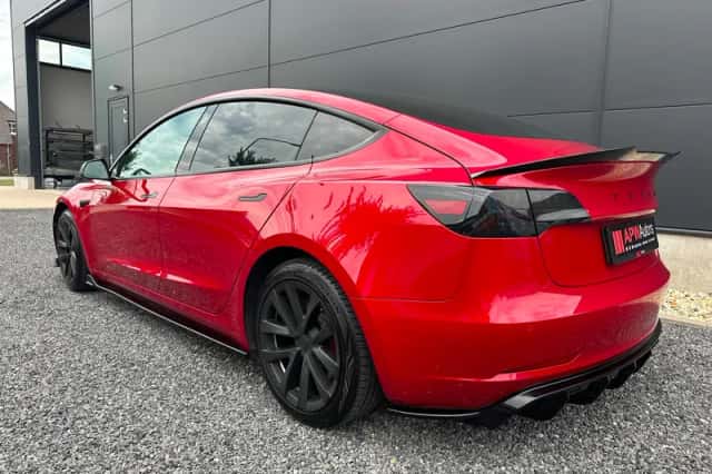 Tesla Model 3 (2021) thumbnail 4
