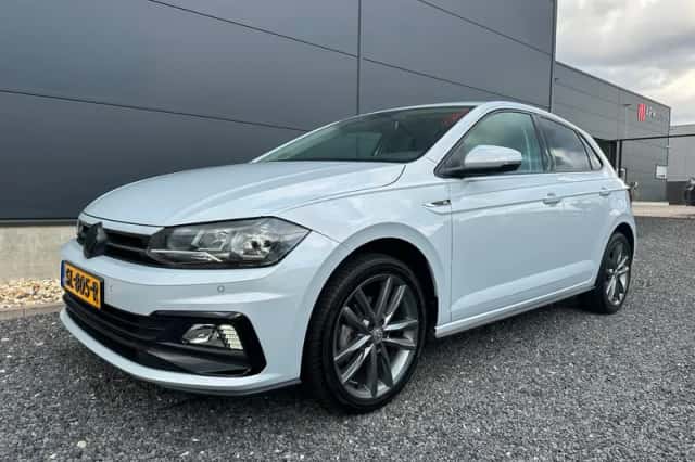 Volkswagen Polo (2018) thumbnail 2