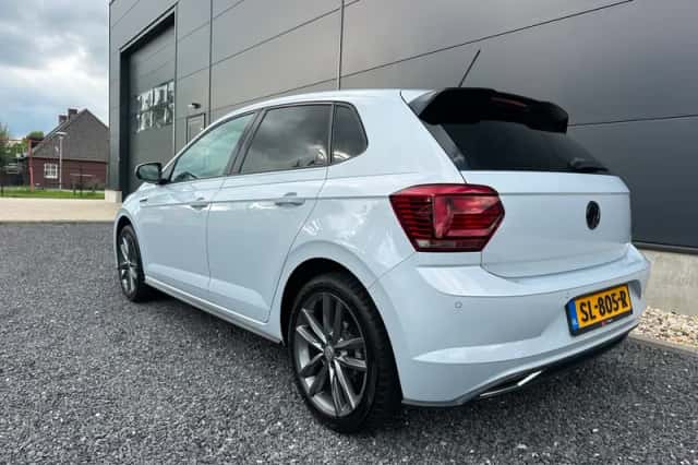 Volkswagen Polo (2018) thumbnail 4