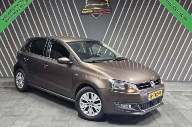 Volkswagen Polo (2013) thumbnail 1