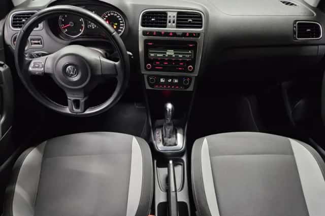 Volkswagen Polo (2013) thumbnail 3