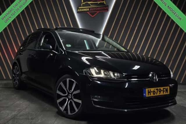 Volkswagen Golf (2013) thumbnail 1