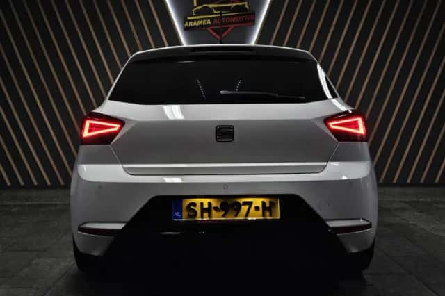 SEAT Ibiza (2018) thumbnail 2