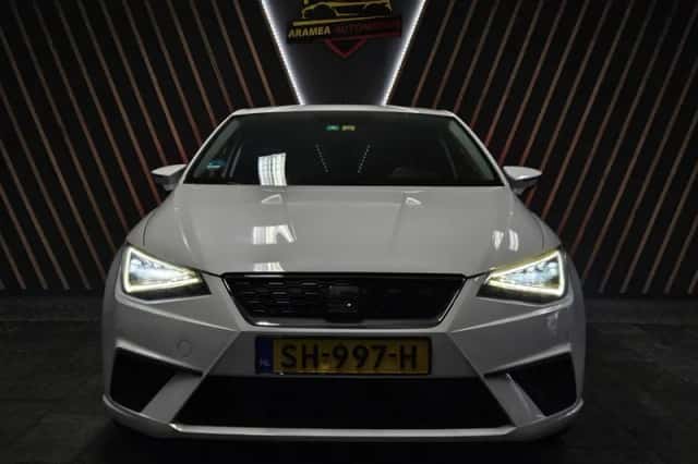 SEAT Ibiza (2018) thumbnail 4