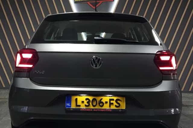 Volkswagen Polo (2020) thumbnail 2