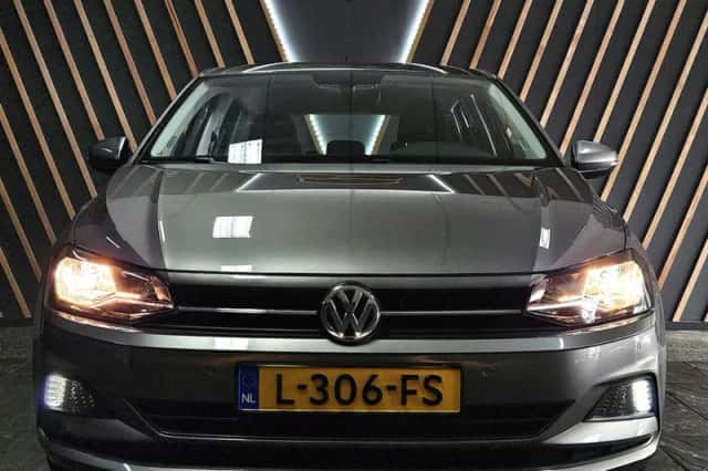 Volkswagen Polo (2020) thumbnail 4