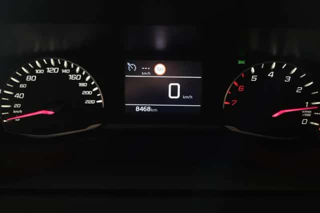 Peugeot 208 (2025) thumbnail 4