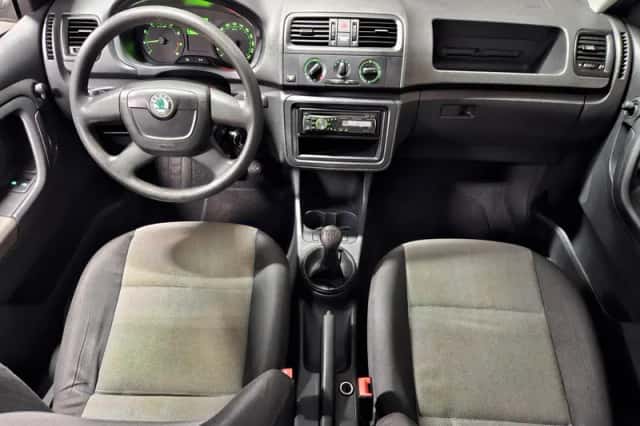 Škoda Fabia (2011) thumbnail 3