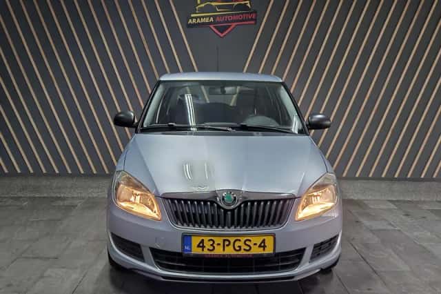 Škoda Fabia (2011) thumbnail 4