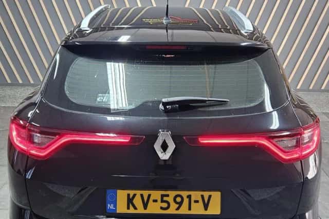 Renault Mégane (2016) thumbnail 2