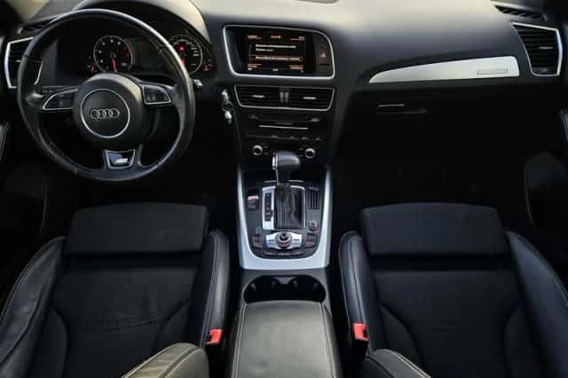 Audi Q5 (2015) thumbnail 3