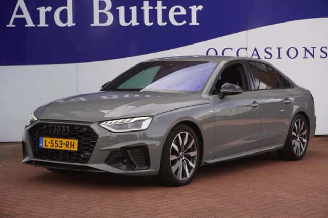 Audi A4 (2021) thumbnail 4