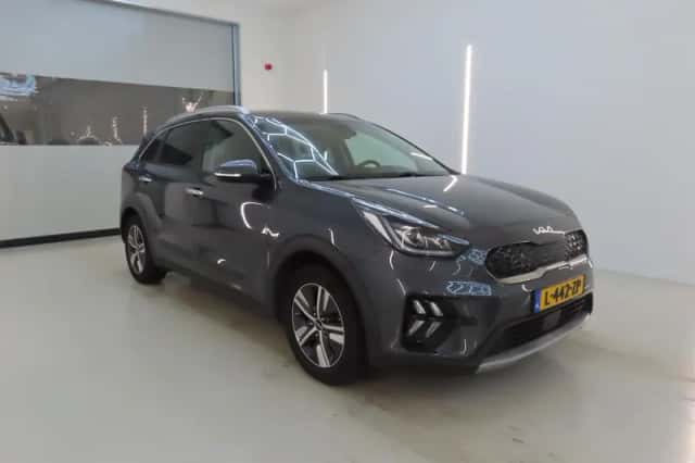 Kia Niro (2021) thumbnail 1