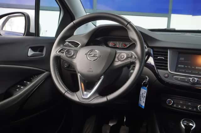Opel Crossland (2019) thumbnail 4