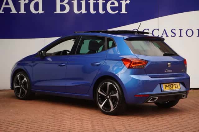 SEAT Ibiza (2022) thumbnail 2