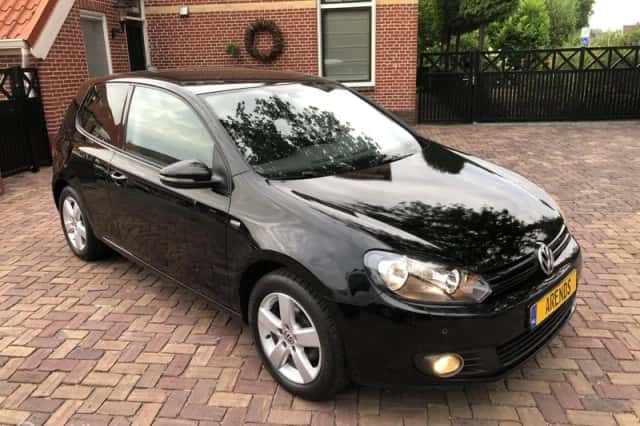 Volkswagen Golf (2012) thumbnail 3